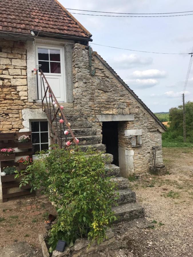 Chambre Du Ru D Ausson Acomodação com café da manhã Châtel-Censoir Exterior foto